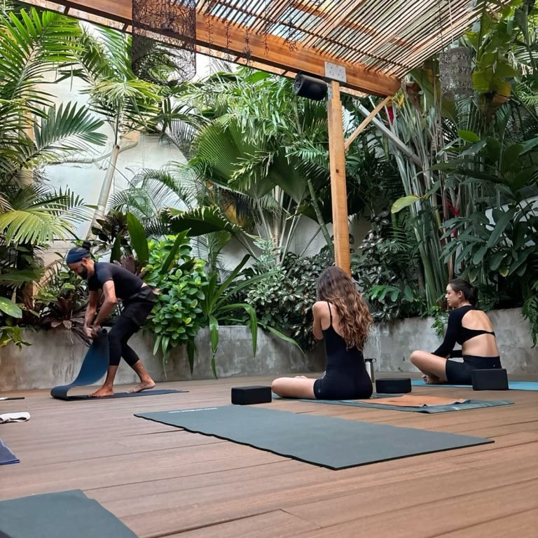 11066fcd89cd47fc3618cec95066acf2